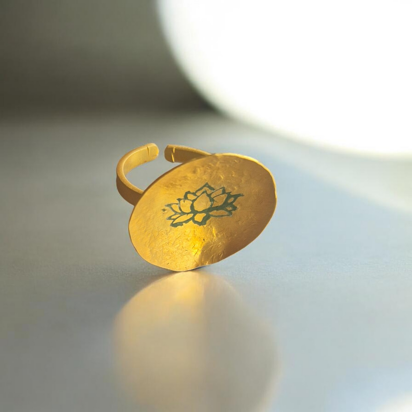 Lotus Yüzük